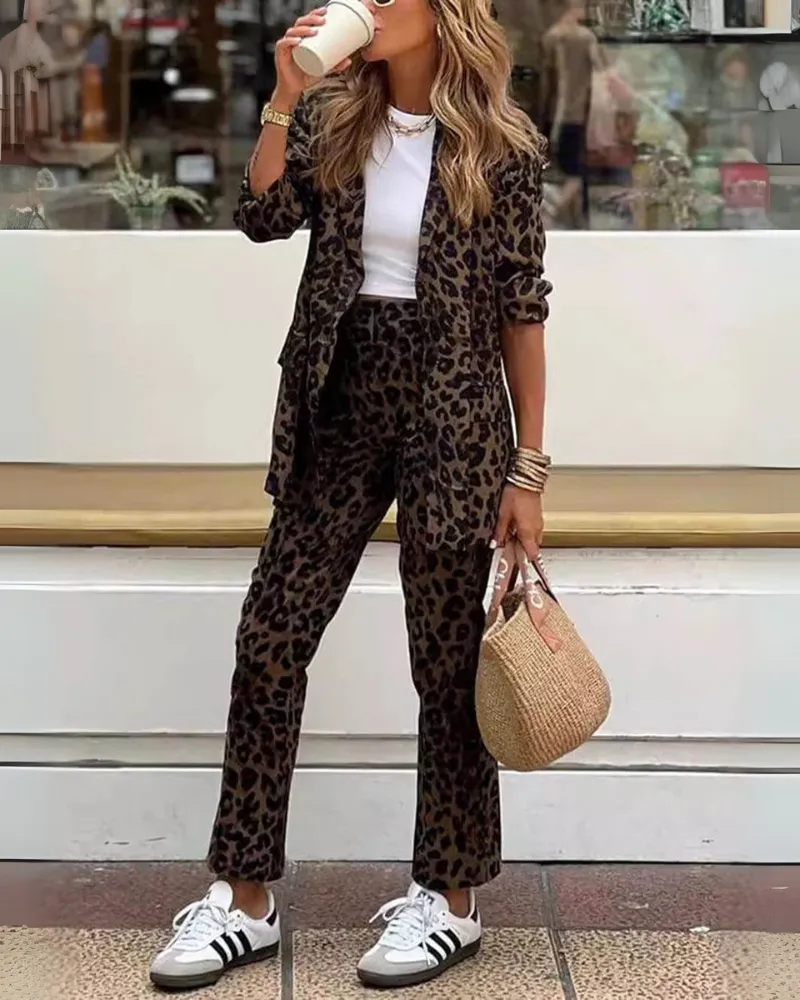 ARILA - Leopard Print Suit & Pants Set