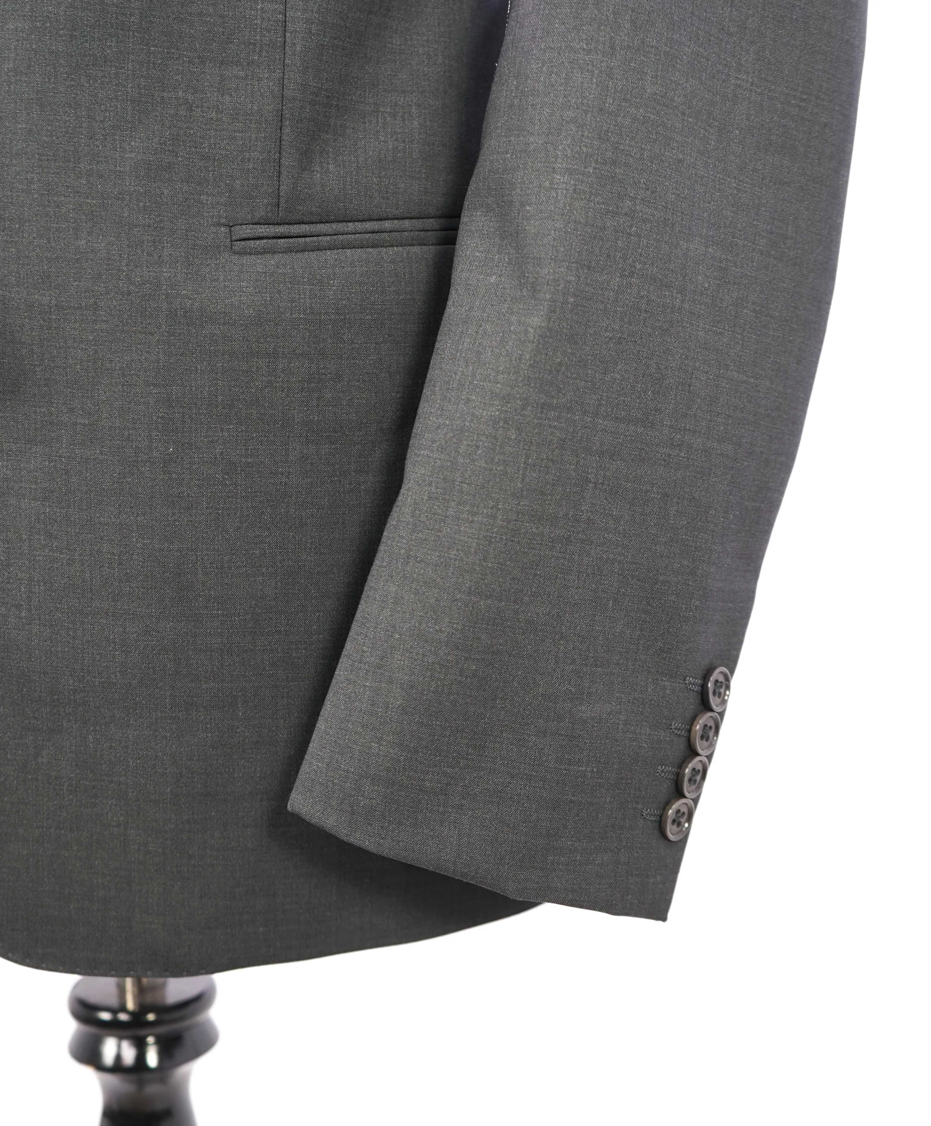 ARMANI COLLEZIONI -  "G Line" Classic Gray Charcoal Notch Lapel Suit - 40R