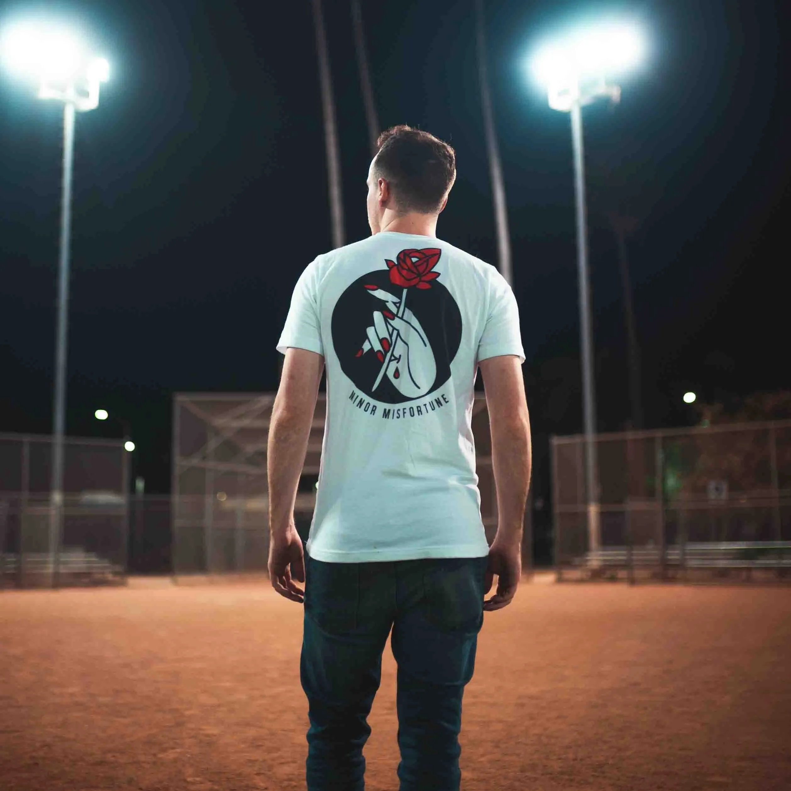 CLASSIC TEE