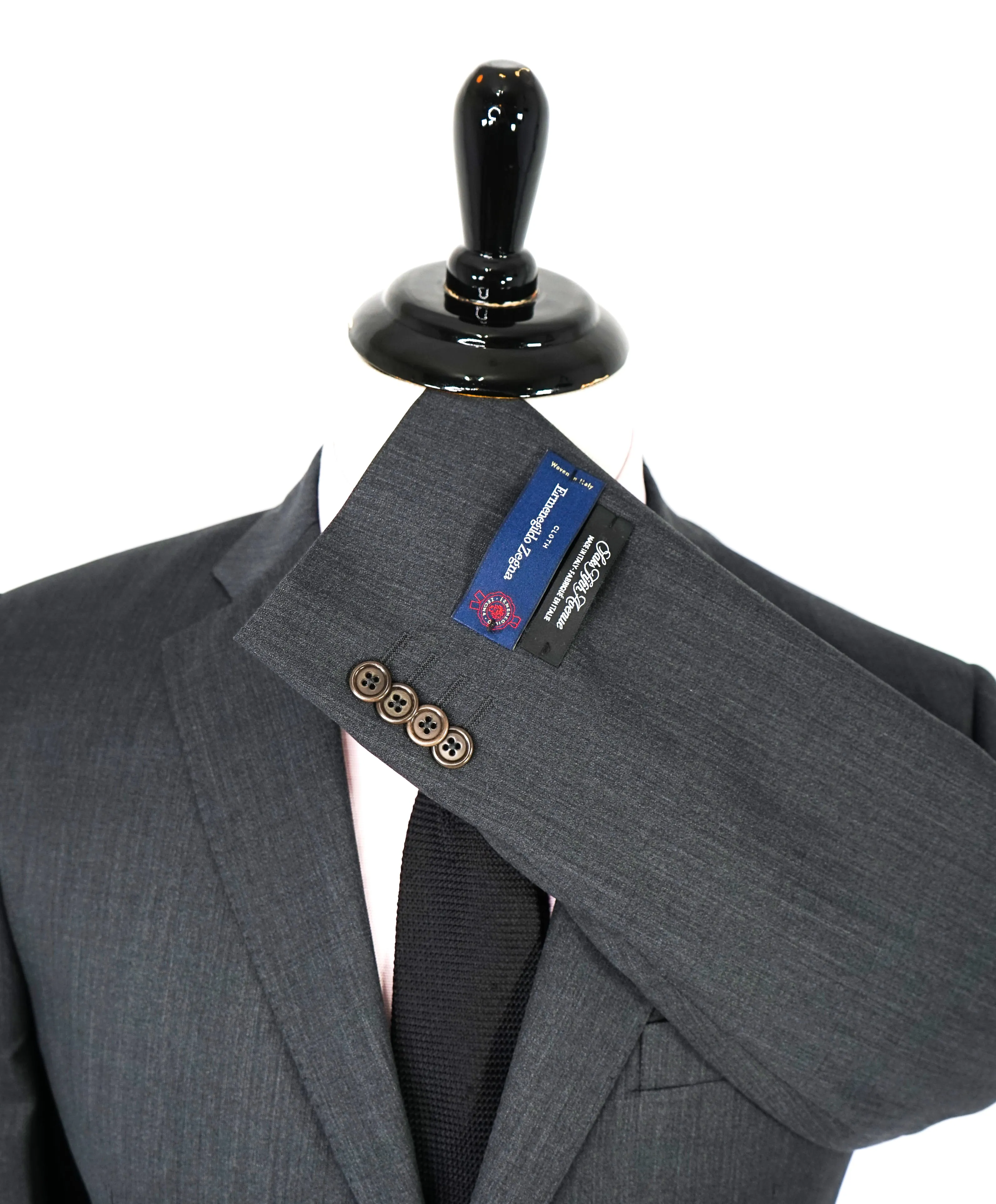 ERMENEGILDO ZEGNA -"Classic" SAKS FIFTH AVENUE *SILK* Gray Suit - 42L