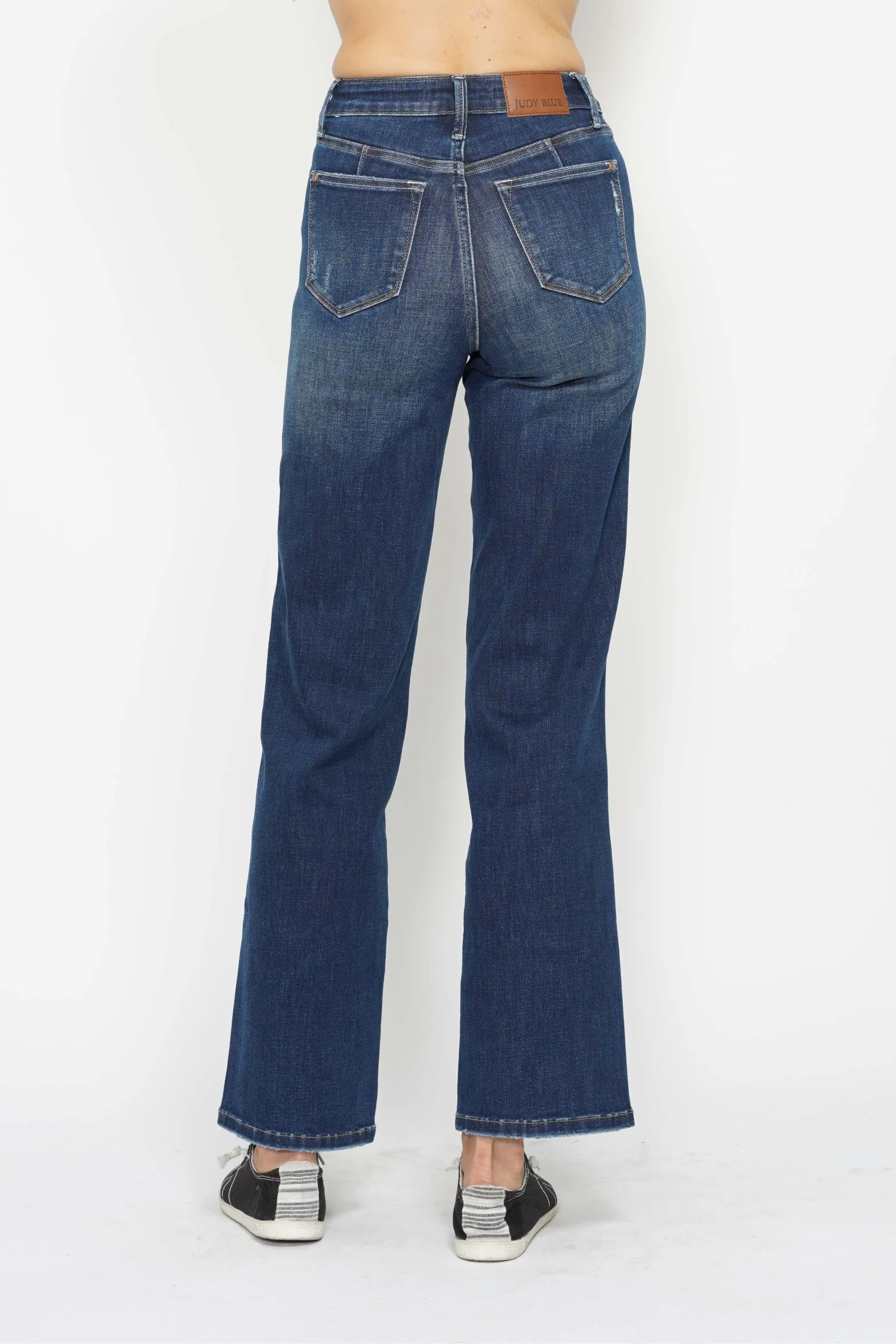 JUDY BLUE HIGH WAISTED TUMMY CONTROL STRAIGHT JEANS / STUFFOLOGY BOUTIQUE