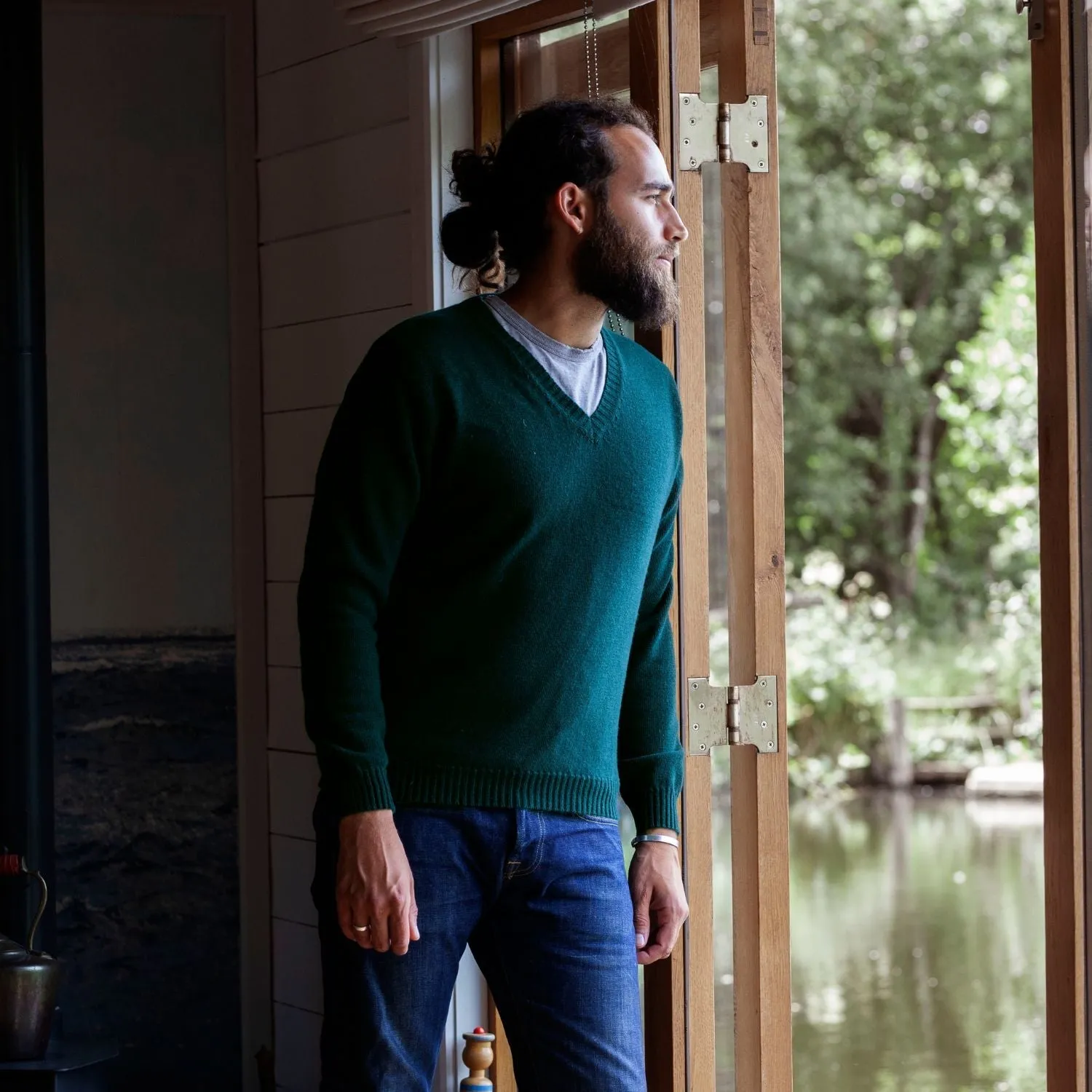 Men's Classic Vee Wool Sweater