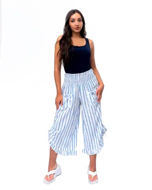 Printed Bottom Tie with Ruffle Capri Pant