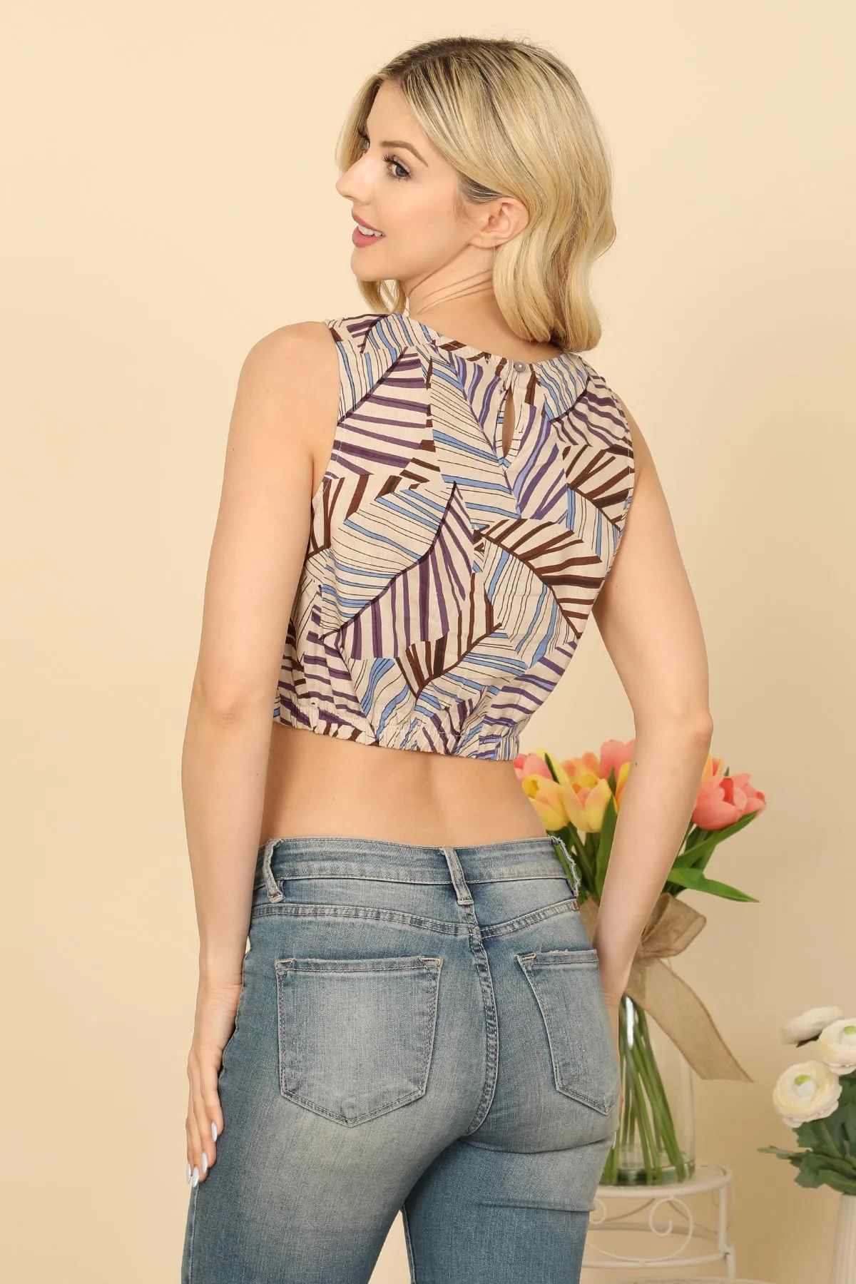 Sleeveless Printed Elastic Crop Top