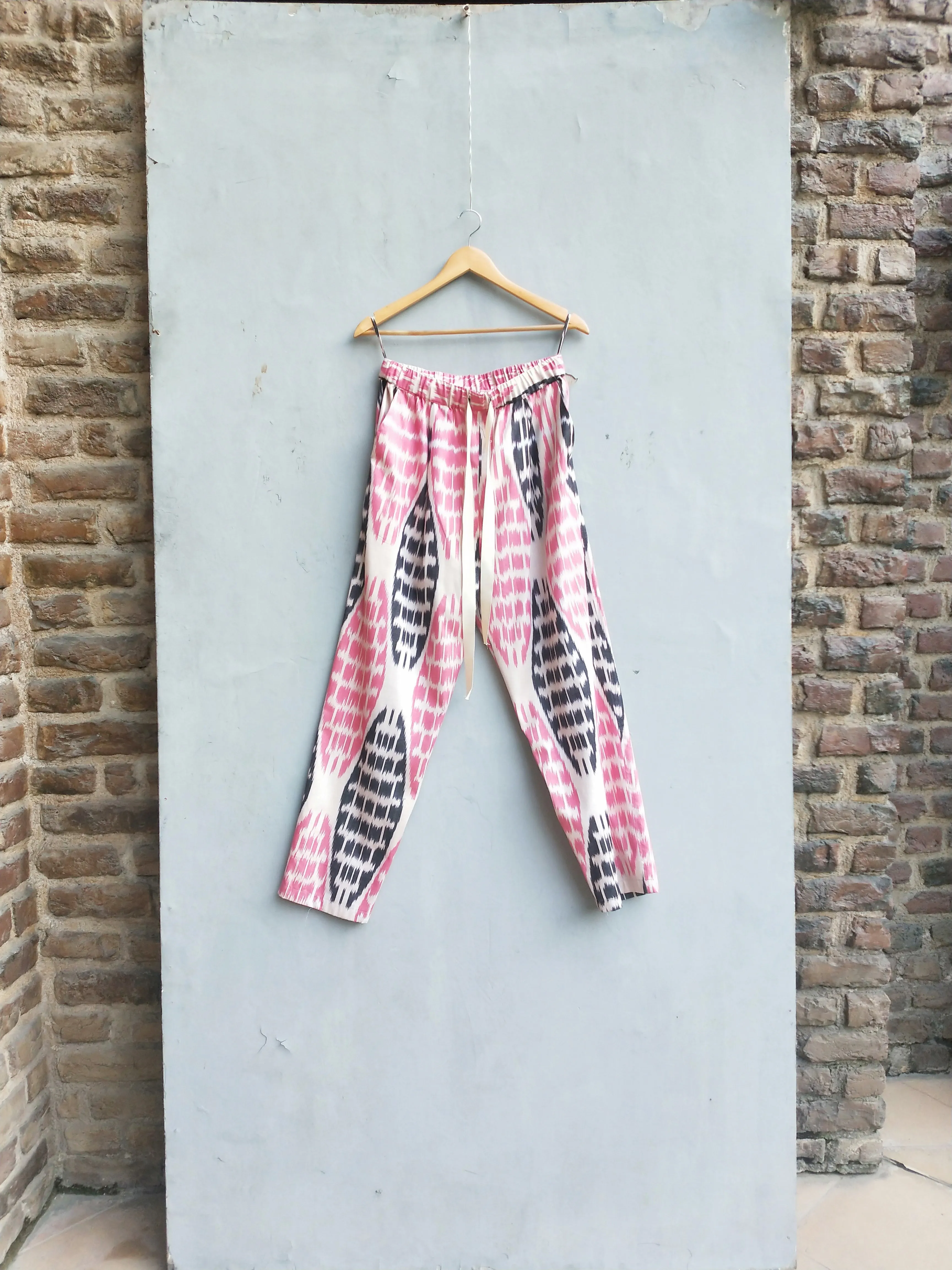 Summer Pants Duro Cotton Silk Ikat Fashion Edit Kai-26A Urvashi Kaur