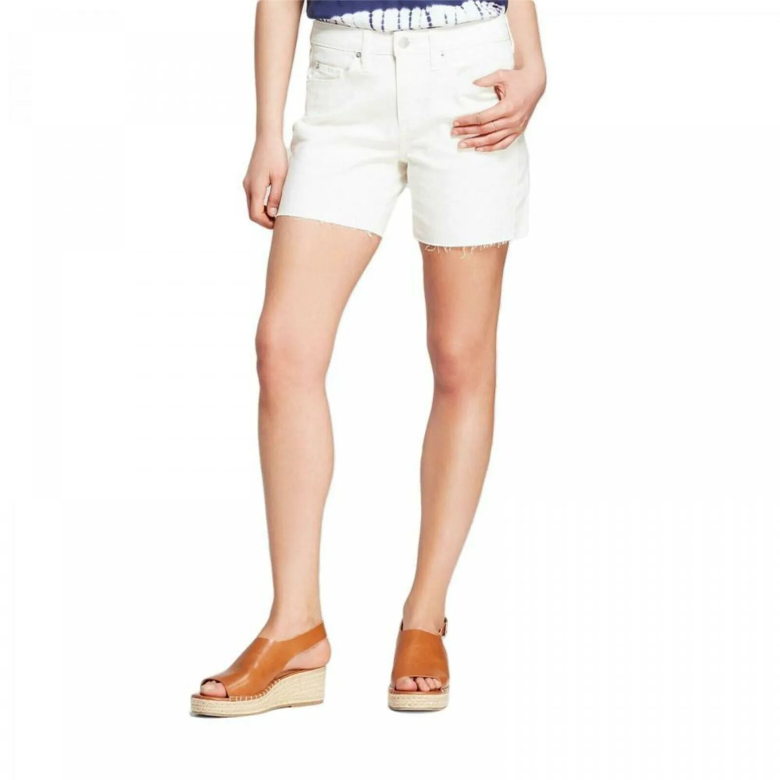 Universal Thread Women's Mid Rise Raw Hem Boyfriend Jean Shorts White