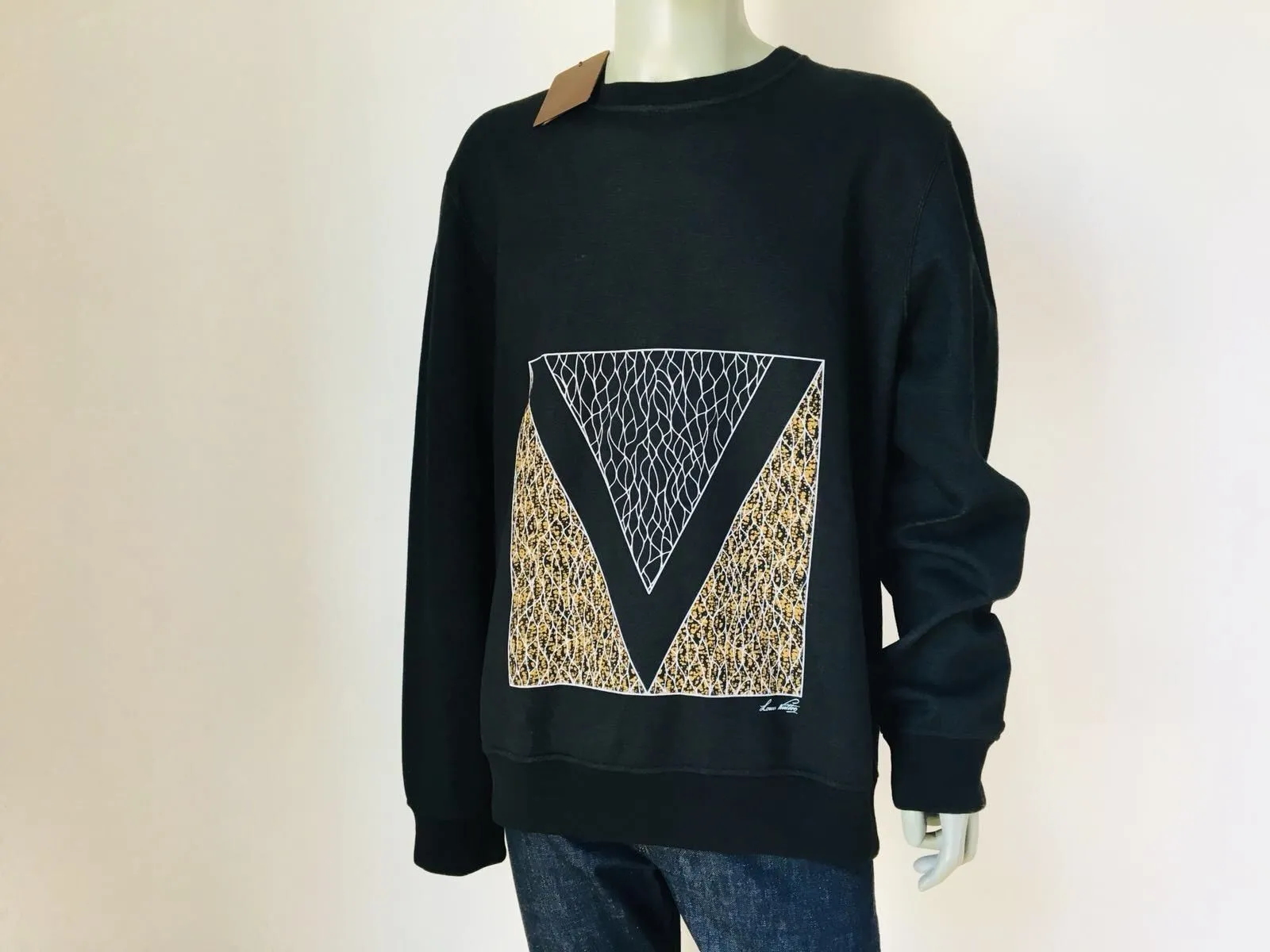 V Printed Sweatshirt
