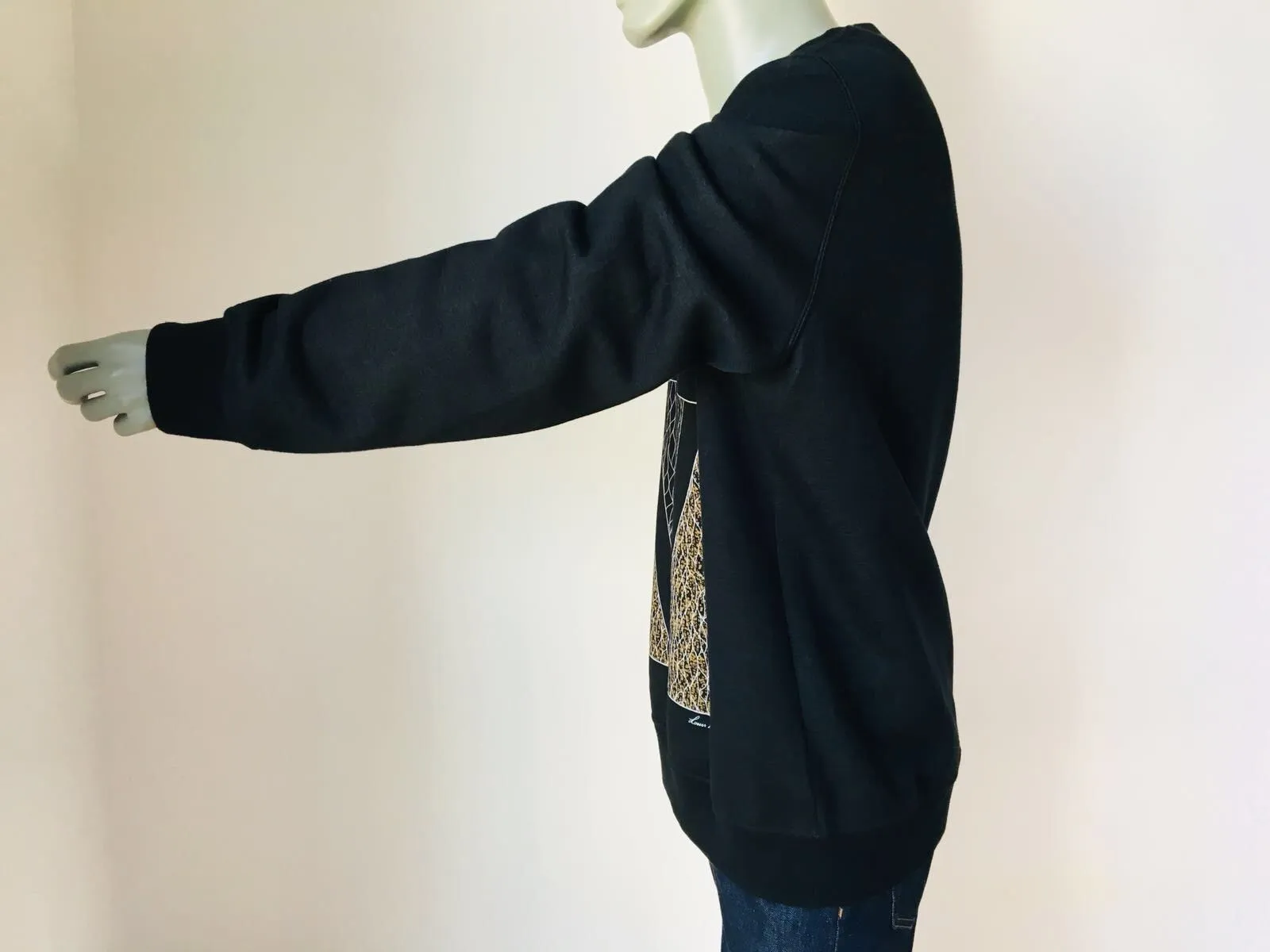 V Printed Sweatshirt