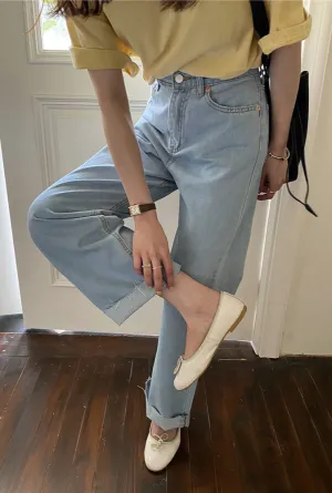 WideWaist Straight Jeans